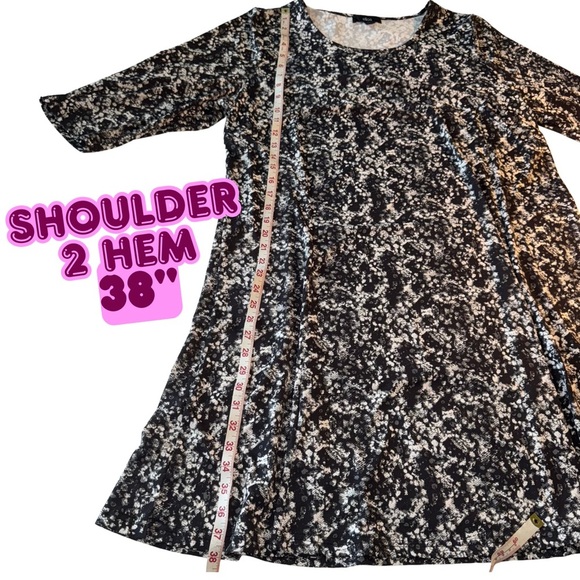 **Dress - Comfortable & Versatile!** - Picture 4 of 5